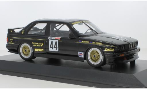Bmw M3 1/18 Minichamps (E30) No.44 JPS Team John Player Special 1000 Km Bathurst 1987 modellautos