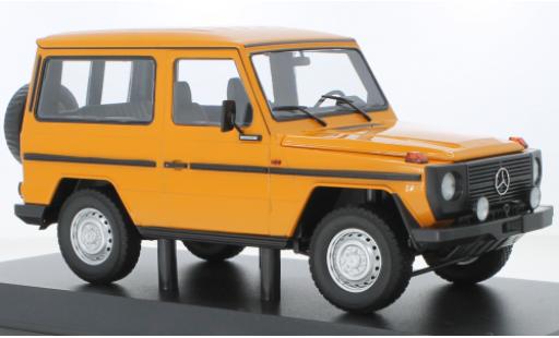 Mercedes Classe G 1/18 Minichamps G-classe SWB (W460) orange 1980 modellautos