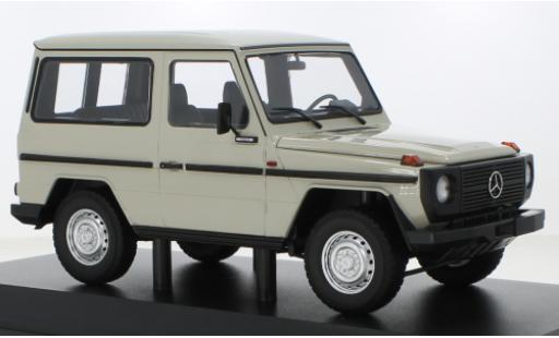 Mercedes Classe G 1/18 Minichamps G-Modell SWB (W460) grau 1980 modellautos