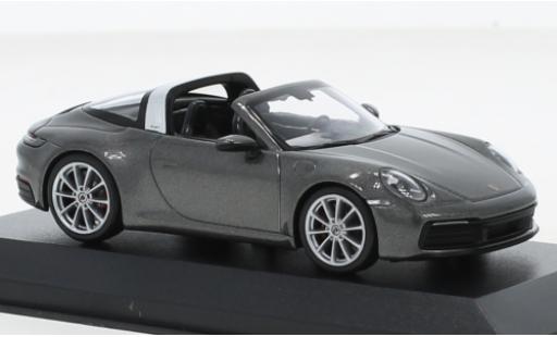 Porsche 992 Targa 1/43 Minichamps 911  4S metallise grau 2020 modellautos
