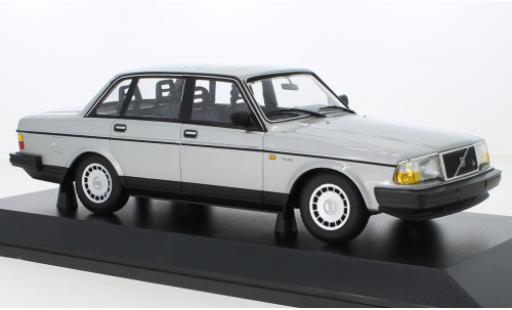 Volvo 240 1/18 Minichamps GL silber 1986 modellautos