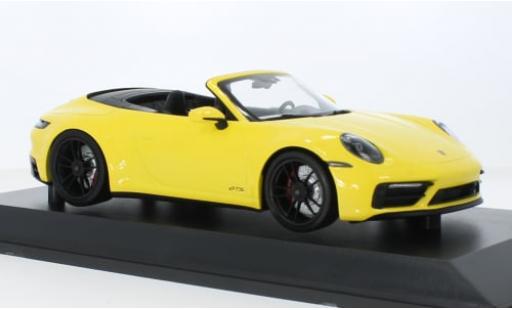 Porsche 992 GTS 1/18 Minichamps 911  Carrera 4 Cabriolet gelb 2020 1:18 modellautos