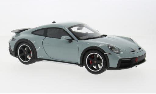 Modellautos Porsche 992 1/18 Minichamps 911  Dakar metallise grün 2022 1:18 Porsche 992 1/18 Minichamps 911  Dakar metallise grün 2022 1:18 modellautos