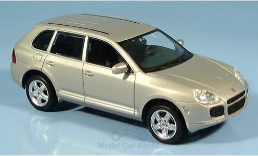 Modellautos Porsche Cayenne Turbo 1/43 Minichamps Turbo mettalic beige 2002 Porsche Cayenne Turbo 1/43 Minichamps Turbo mettalic beige 2002 modellautos