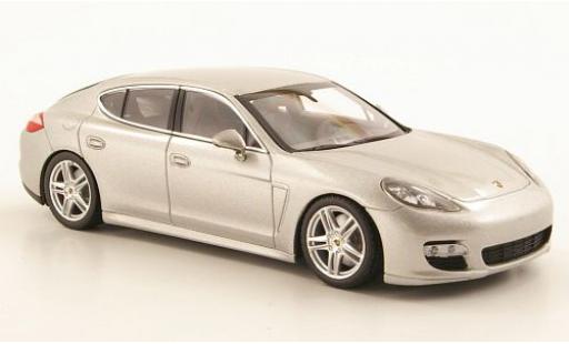 Modellautos Porsche Panamera Turbo 1/43 Minichamps Turbo silber 2010 Porsche Panamera Turbo 1/43 Minichamps Turbo silber 2010 modellautos