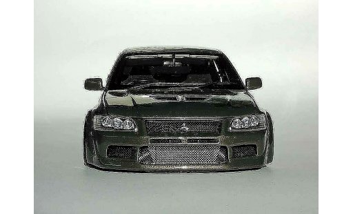Mitsubishi Lancer Evolution VII 1/18 Autoart kit carrosserie peinture dragons modellautos