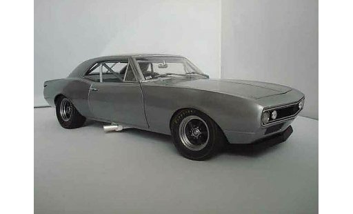 Chevrolet Camaro Z28 1/18 GMP brushed aluminum grau 1967 modellautos