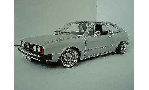 Volkswagen Scirocco GTI 1/18 Revell grau modellautos