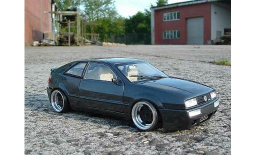 Volkswagen Corrado VR6 1/18 Revell jantes bords larges modellautos