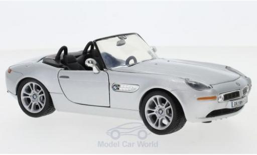 Modellautos Bmw Z8 1/24 Motormax silber ohne Vitrine Bmw Z8 1/24 Motormax silber ohne Vitrine modellautos