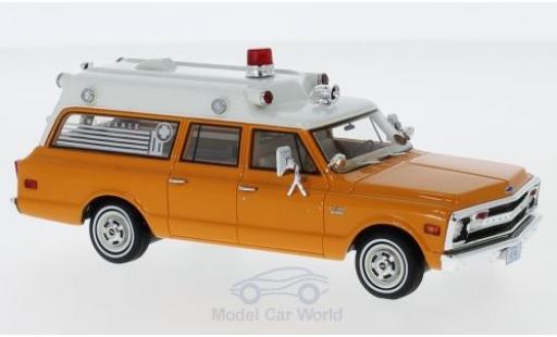 Modellautos Chevrolet Suburban 1/43 Neo Ambulance orange/weiss 1970 Chevrolet Suburban 1/43 Neo Ambulance orange/weiss 1970 modellautos