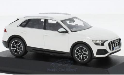 Audi Q8 1/43 Norev weiss 2018 modellautos