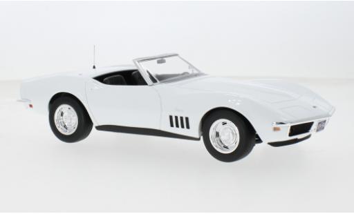 Modellautos Chevrolet Corvette 1/18 Norev (C3) Cabriolet weiss 1969 1:18 Chevrolet Corvette 1/18 Norev (C3) Cabriolet weiss 1969 1:18 modellautos