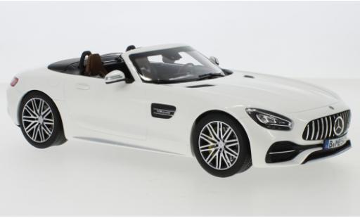 Modellautos Mercedes AMG GT 1/18 Norev C Roadster (R190) mettalic weiss 2019 Mercedes AMG GT 1/18 Norev C Roadster (R190) mettalic weiss 2019 modellautos