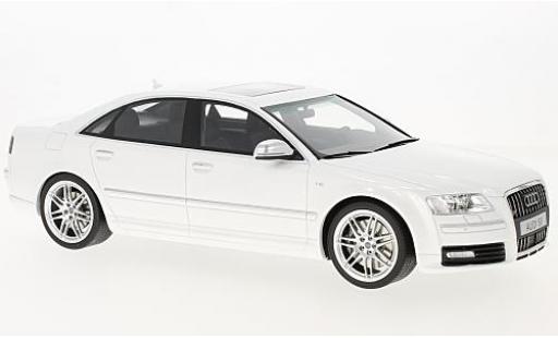 Modellautos Audi S8 1/18 Ottomobile D3 weiss 2008 Audi S8 1/18 Ottomobile D3 weiss 2008 modellautos