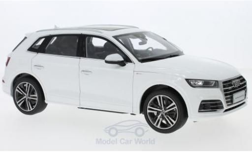 Audi Q5 1/18 Paudi L weiss 2018 modellautos