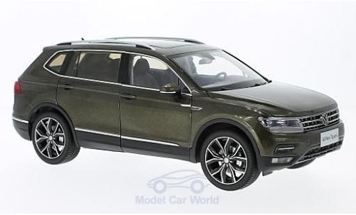 Modellautos Volkswagen Tiguan 1/18 Paudi L mettalic braun ohne Vitrine Volkswagen Tiguan 1/18 Paudi L mettalic braun ohne Vitrine modellautos
