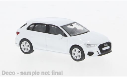 Modellautos Audi A3 1/87 PCX87 (8Y) weiss 2022 1:87 Audi A3 1/87 PCX87 (8Y) weiss 2022 1:87 modellautos