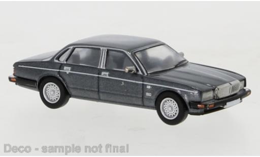 Modellautos Jaguar XJ 1/87 PCX87 40 mettalic grau 1986 Jaguar XJ 1/87 PCX87 40 mettalic grau 1986 modellautos
