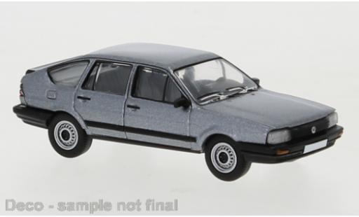 Modellautos Volkswagen Passat 1/87 PCX87 B2 metallise gris 1985 Volkswagen Passat 1/87 PCX87 B2 metallise gris 1985 modellautos