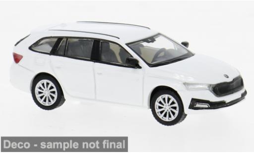 Modellautos Skoda Octavia 1/87 PCX87 IV Combi weiss 2019 1:87 Skoda Octavia 1/87 PCX87 IV Combi weiss 2019 1:87 modellautos