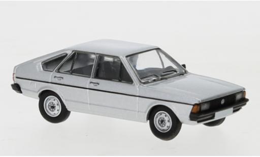 Modellautos Volkswagen Passat 1/87 PCX87 B1 silber 1977 Volkswagen Passat 1/87 PCX87 B1 silber 1977 modellautos