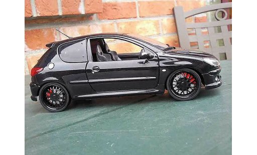 Peugeot 206 RC 1/18 Norev jantes schwarzs et vitres teintees modellautos