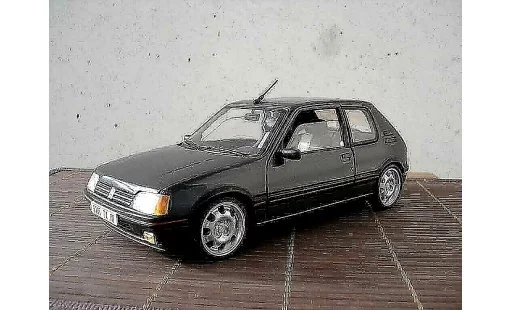 Peugeot 205 GTI 1/18 Solido 1.9 Gris Graphite jantes 15 pouces 309 modellautos