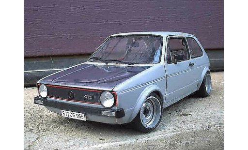 Volkswagen Golf GTI 1/18 Solido jantes toles bords larges capot poli modellautos