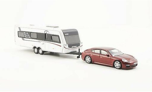 Porsche Panamera Base 1/87 Schuco rot mit Hymer Nova S690 Wohnanhanger modellautos