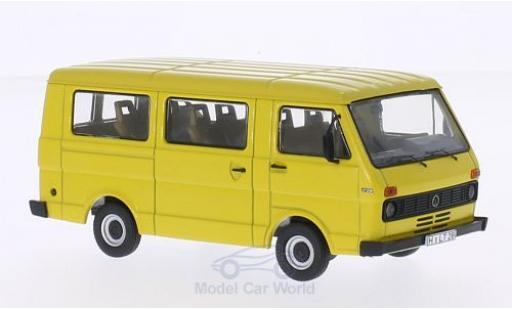 Modellautos Volkswagen LT28 1/43 Premium ClassiXXs gelb Volkswagen LT28 1/43 Premium ClassiXXs gelb modellautos