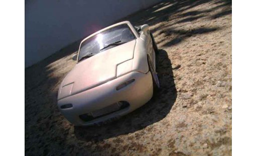 Mazda MX5 1993 1/18 Kyosho tuning modellautos
