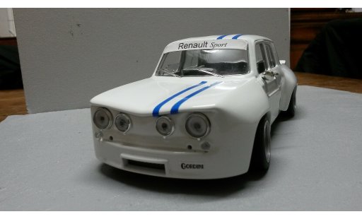 Renault 8 Gordini 1/18 Solido kit large groupe A weiss bandes blaus modellautos