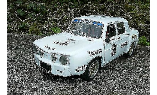 Renault 8 Gordini 1/18 Solido weiss jantes larges et kit carrosserie dinacar modellautos