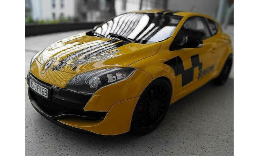 Renault Megane RS 250 1/18 Ottomobile 2.0 t gelb deco renault sport modellautos