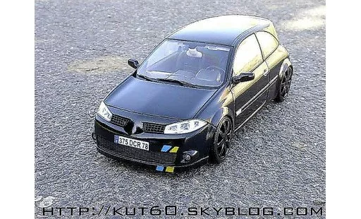 Renault Megane Sport 1/18 Burago rs f1 team black kit xenon modellautos