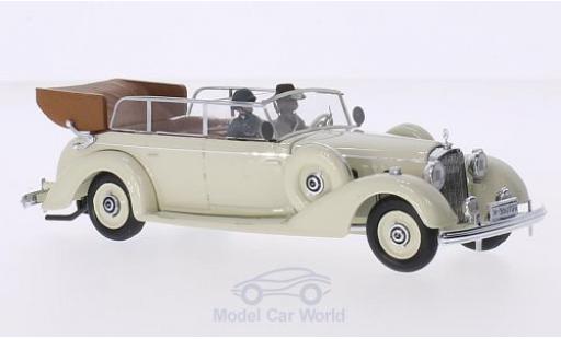 Modellautos Mercedes 770 1/43 Rio K beige 1938 mit 2 Figuren Mercedes 770 1/43 Rio K beige 1938 mit 2 Figuren modellautos