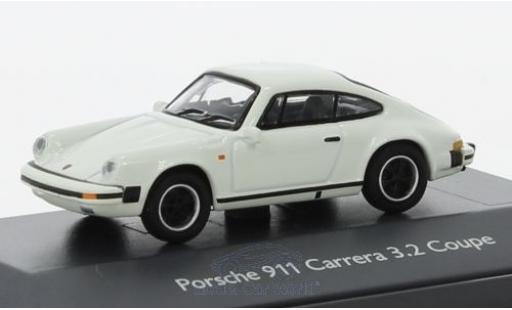Modellautos Porsche 911 SC 1/87 Schuco Carrera 3.2 Coupe weiss Porsche 911 SC 1/87 Schuco Carrera 3.2 Coupe weiss modellautos