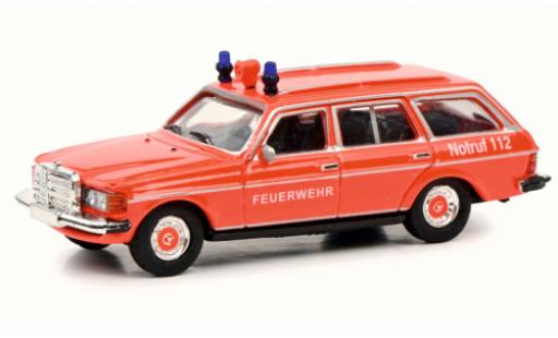 Modellautos Mercedes 240 1/87 Schuco TE (S123) Feuerwehr Mercedes 240 1/87 Schuco TE (S123) Feuerwehr modellautos
