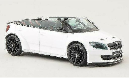 Skoda Fabia Concept Car 1/43 Abrex 2000 weiss mit schwarzen Felgen modellautos