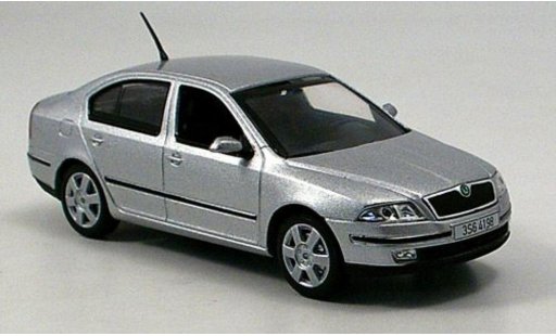 Skoda Octavia Limousine 1/43 Norev II 2006 modellautos