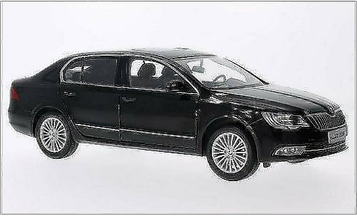 Skoda Superb Base 1/18 Paudi schwarz 2013 modellautos