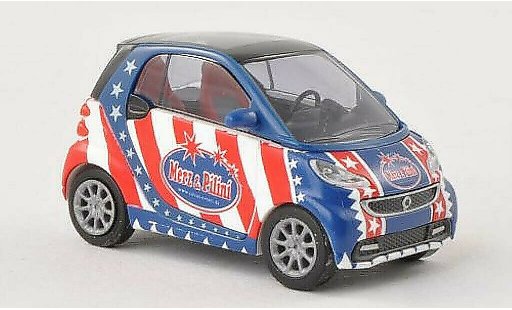 Smart ForTwo Coupe 1/87 Busch Merz & Pilini 2012 modellautos