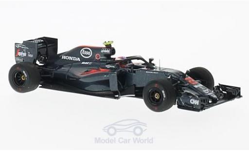 Modellautos McLaren MP4-12C 1/43 Spark MP4-31 No.22 Halo Test GP Italien 2016 J.Button McLaren MP4-12C 1/43 Spark MP4-31 No.22 Halo Test GP Italien 2016 J.Button modellautos