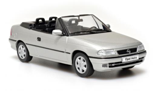Modellautos Opel Astra 1/24 SpecialC F Cabriolet Bertone silber 1995 Opel Astra 1/24 SpecialC F Cabriolet Bertone silber 1995 modellautos