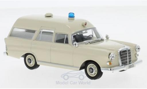 Modellautos Mercedes 200 1/43 SpecialC D Binz Ambulanz (W108) 1965 ohne Vitrine Mercedes 200 1/43 SpecialC D Binz Ambulanz (W108) 1965 ohne Vitrine modellautos