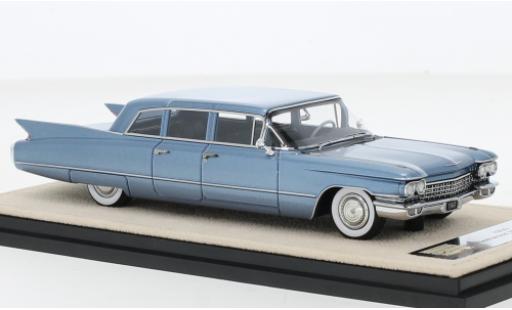 Modellautos Cadillac Fleetwood 1/43 Stamp Models 75 Limousine metallise blau 1960 Cadillac Fleetwood 1/43 Stamp Models 75 Limousine metallise blau 1960 modellautos