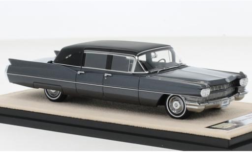 Modellautos Cadillac Fleetwood 1/43 Stamp Models formel Limousine Landau Top metallise grau/noire 1968 Cadillac Fleetwood 1/43 Stamp Models formel Limousine Landau Top metallise grau/noire 1968 modellautos
