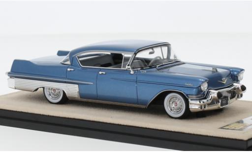 Modellautos Cadillac Fleetwood 1/43 Stamp Models Sixty Special metallise bleu 1957 Cadillac Fleetwood 1/43 Stamp Models Sixty Special metallise bleu 1957 modellautos