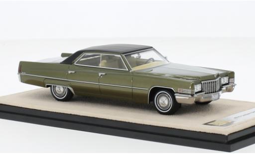 Modellautos Cadillac Sedan 1/43 Stamp Models DeVille metallise vert/noire 1970 Cadillac Sedan 1/43 Stamp Models DeVille metallise vert/noire 1970 modellautos